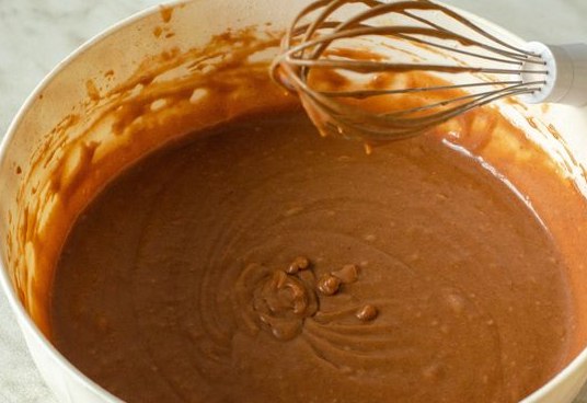 Chocolate Cake with Cola and Icing step 3