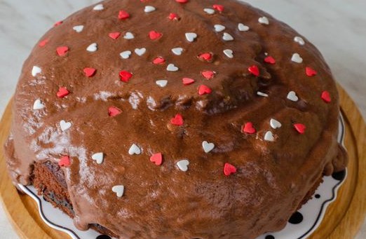 Chocolate Cake with Cola and Icing step 7