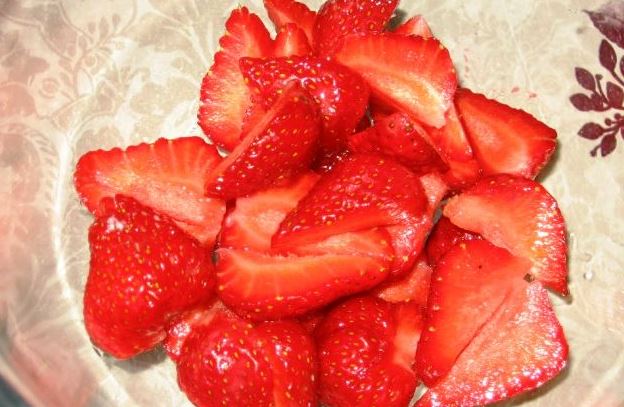 Cheesecake with Strawberries step 3