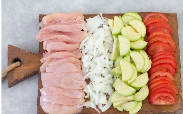 Chicken Fillet Baked with Zucchini and Tomatoes step 1