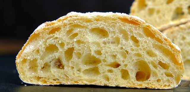 Ciabatta (Bread without Kneading) at Home