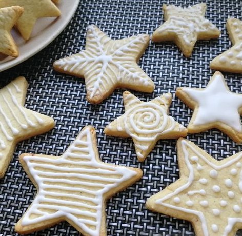 Shortbread Cookies with Icing