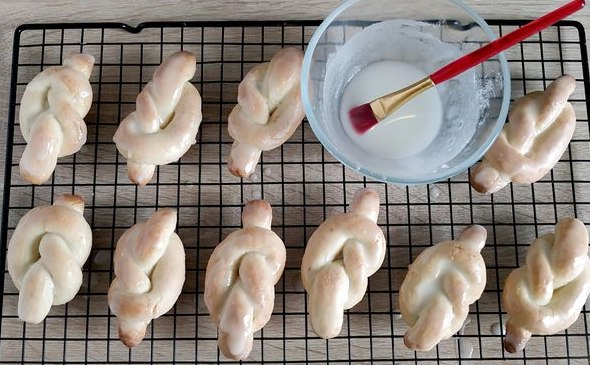 Lemon Cookies “Knot” step 4