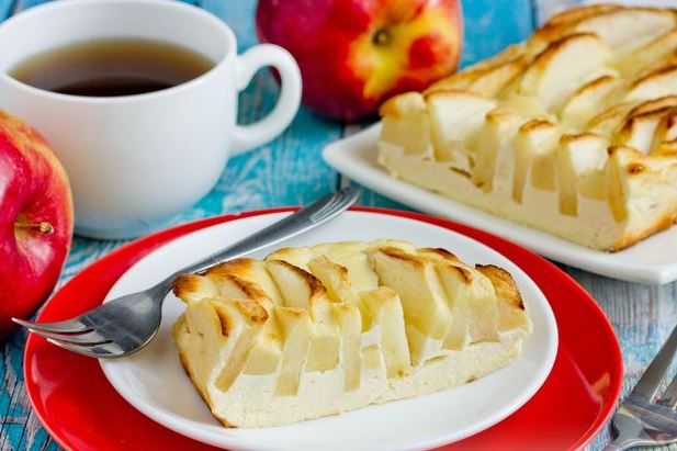 Cottage Cheese Casserole with Apples