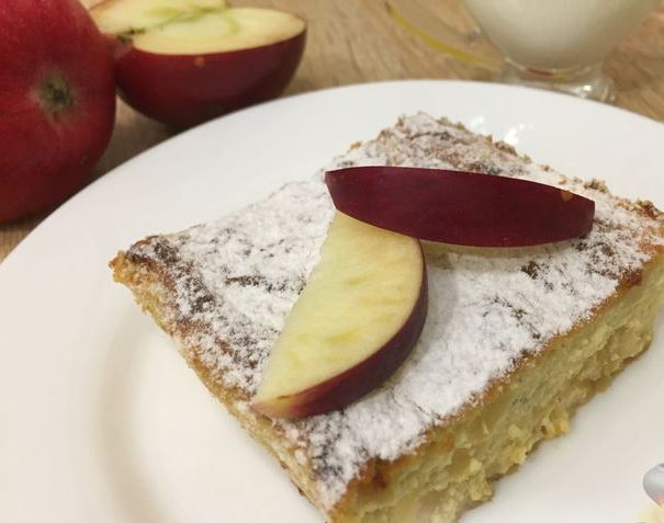 Cottage Cheese Casserole with Apples and Cinnamon