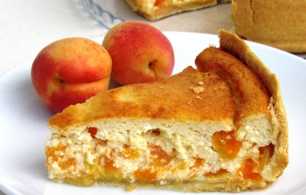 Cottage Cheese Casserole with Apricots