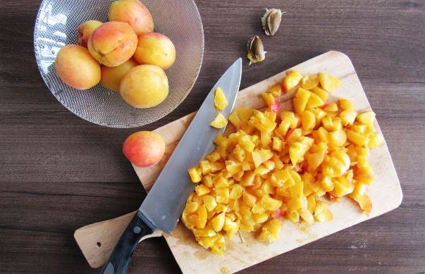 Cottage Cheese Casserole with Apricots step 3