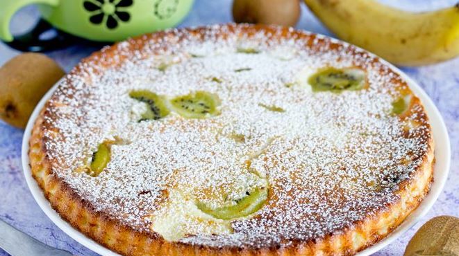 Cottage Cheese Casserole with Banana and Kiwi