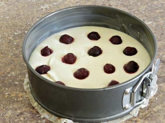 Cottage Cheese Casserole with Cherries and Sand Crumbs step 5