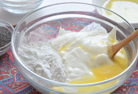 Cottage cheese casserole with poppy seeds (in a slow cooker) step 1