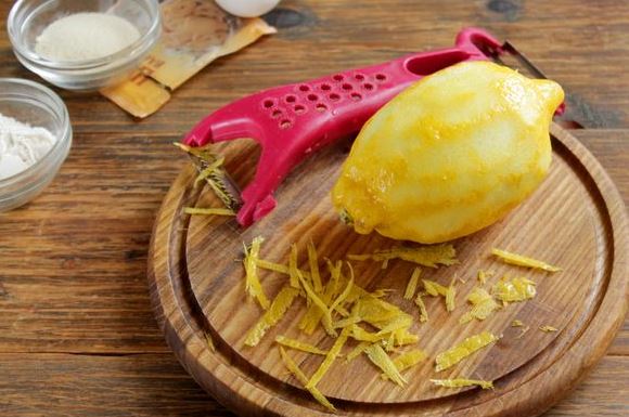 Cottage Cheese-Lemon Casserole with Semolina step 1