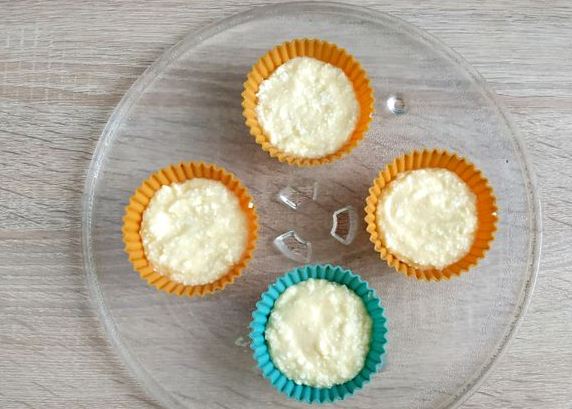 Cottage Cheese Muffins in the Microwave step 4