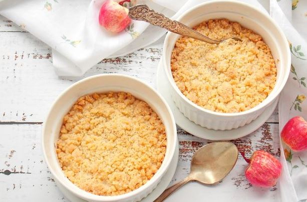 Curd Crumble with Apple