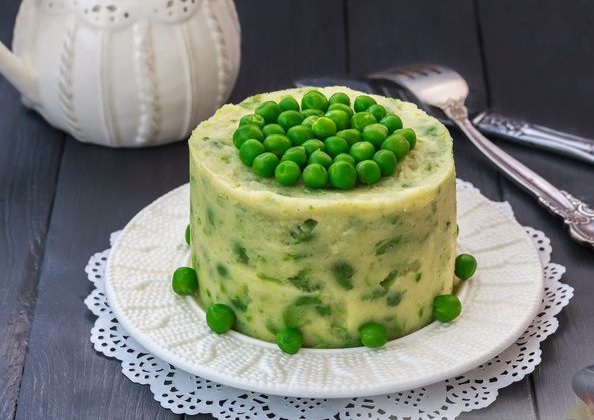 Mashed Potatoes with Green Peas