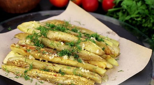 Eggplant in Lemon-Honey Sauce with Garlic
