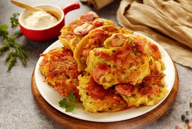 Draniki with Sausages