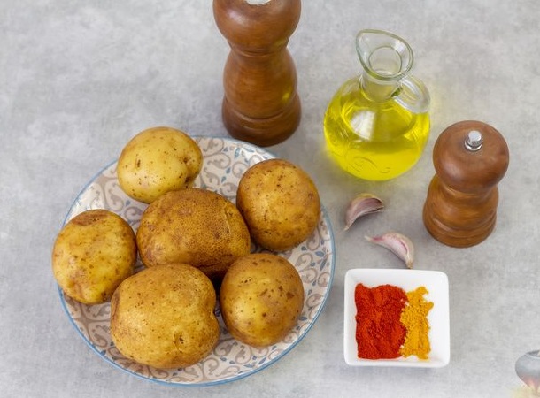 Country Style Potatoes (up the Sleeve) step 1