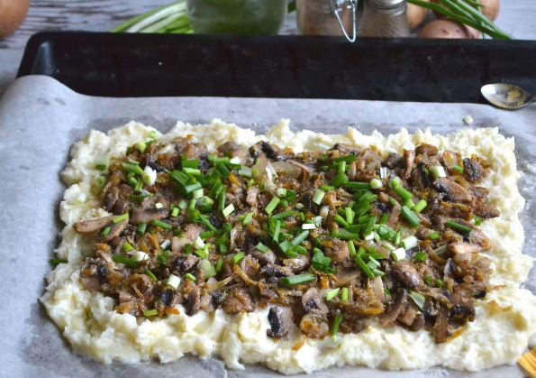 Festive Potato Roll with Mushrooms step 6