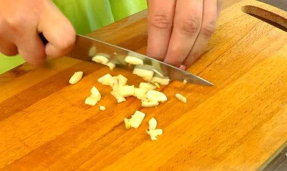 Frittata with Zucchini and Cheese step 1