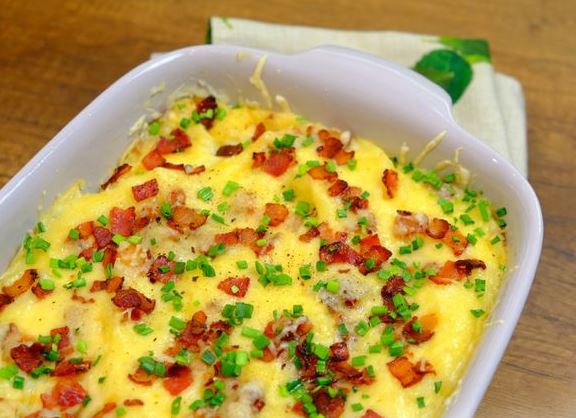 Mashed Potatoes with Bacon and Cheese, in the Oven
