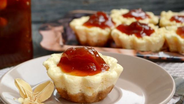 Microwave mini Cheesecakes