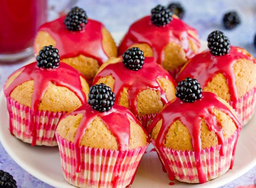 Blackberry and Blackberry Glaze Muffins