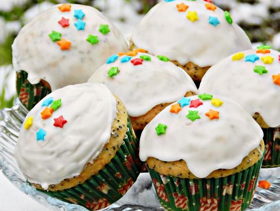 Pumpkin Muffins with Poppy Seeds and Lemon Icing