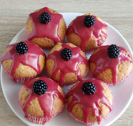 Blackberry and Blackberry Glaze Muffins step 8