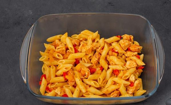 Pasta Casserole with Chicken Fillet, Bell Pepper, Cheese and Béchamel Sauce step 7