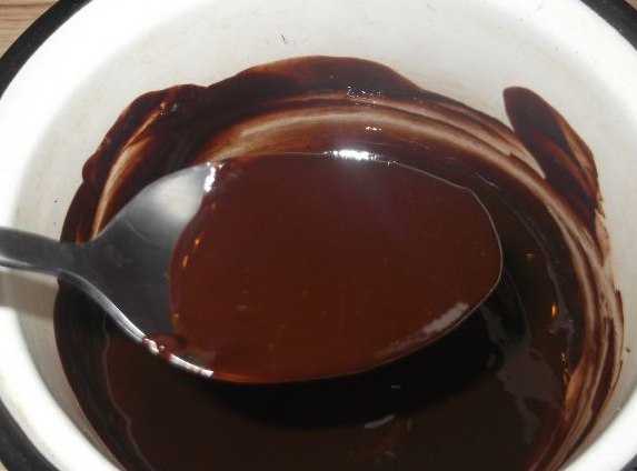 Chocolate Glaze for All Cakes step 4