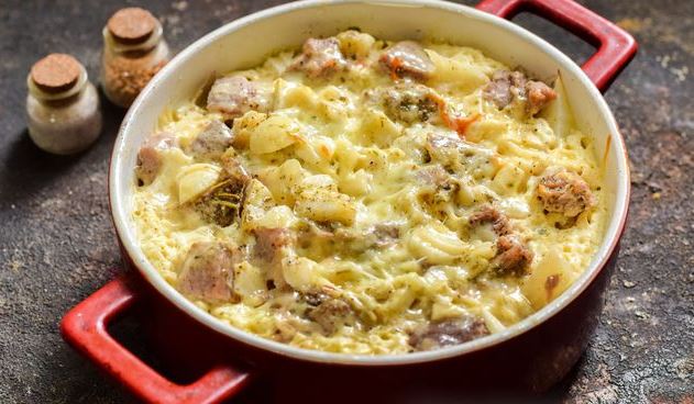 Pork Baked with Cauliflower and Cheese, in Egg and Milk Sauce step 7