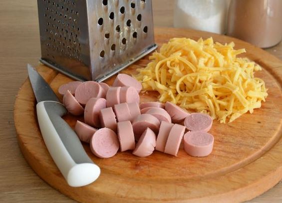 Potato Casserole with Cheese Sausages step 5