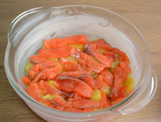 Potato Casserole with Salmon step 5