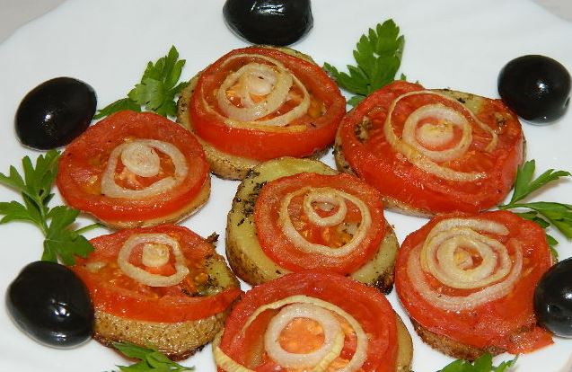 Potato Casserole with Tomatoes “Serpentine”
