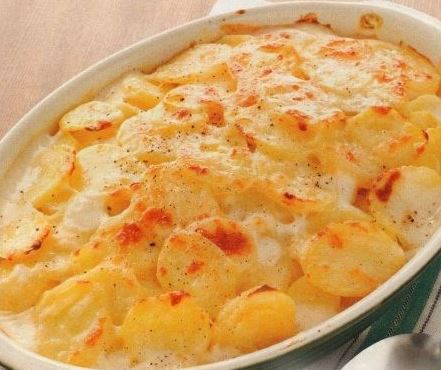 Potatoes Baked in Milk Sauce