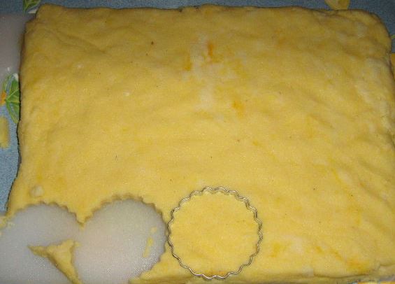 Roman gnocchi (Gnocchi alla Romana) step 5