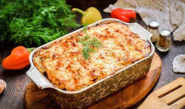 Sauerkraut, Minced Meat and Rice Casserole