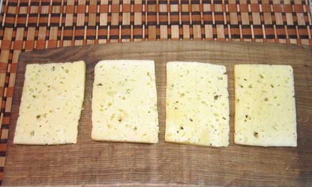 Sandwich in a Cheese “Coat”, With Ham (In a Pan) step 1