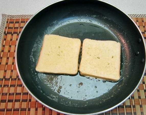 Sandwich in a Cheese “Coat”, With Ham (In a Pan) step 8
