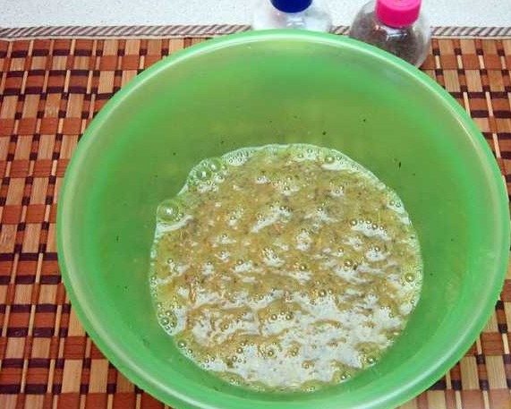 Sandwich With Cabbage and Eggs step 2