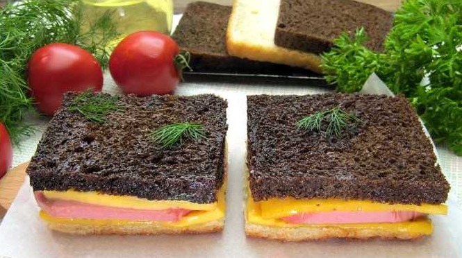 Sandwiches with Cheese and Sausage step 12