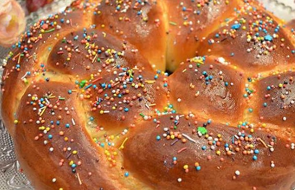 Easter Ring with Three Fillings