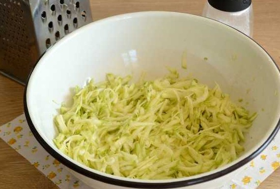 Zucchini Bread with Onions step 2