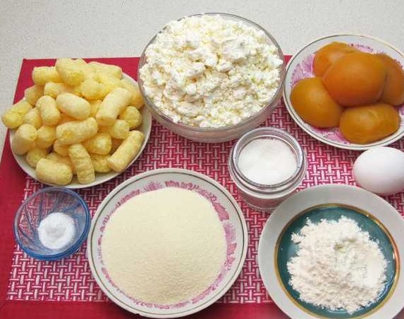 Lazy Dumplings with Canned Peaches, Covered with Corn step 1