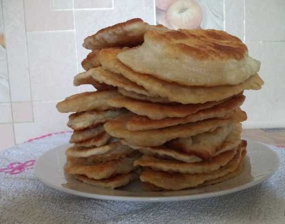 Manzari (Pies with Cottage Cheese and Herbs) step 12