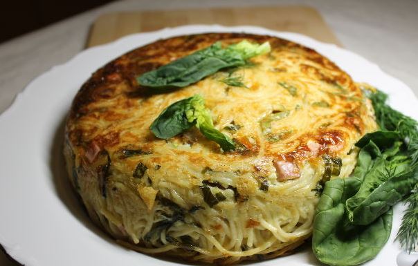 Spaghetti Casserole with Spinach and Ham