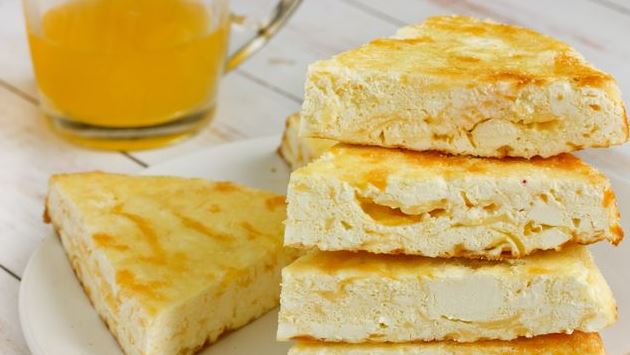 Unsweetened Cottage Cheese Casserole with Cheese (no Flour)