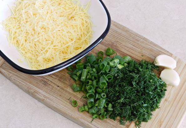 Zucchini Casserole with Cottage Cheese, Cheese and Herbs step 2