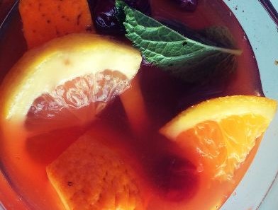 Cold Mint Tea with Citrus