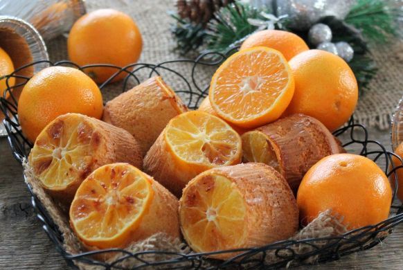 Muale with Tangerines